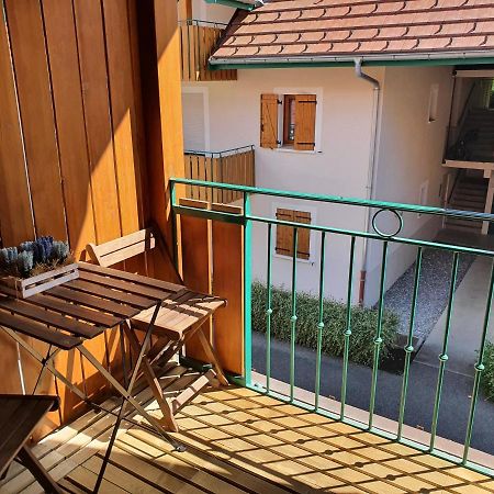 Studio Dans Residence De Tourisme*** Giez Exterior foto